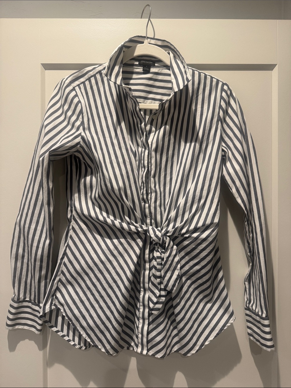 Ann Taylor White and Grey Striped Tie-Front Button-Up Blouse